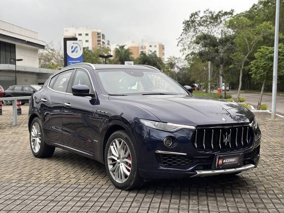 MASERATI LEVANTE 3.0 V6 TURBO GASOLINA Q4 AUTOMÁTICO MASERATI LEVANTE 3.0 V6 TURBO GASOLINA Q4 AUTOMÁTICO